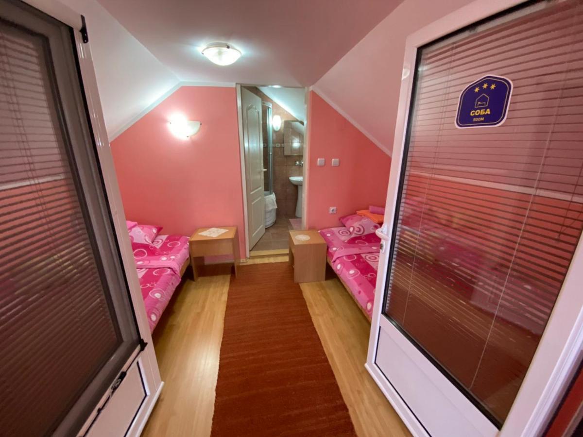 SUD ,,Antal i Olga,, Bed and Breakfast Skorenovac Værelse billede
